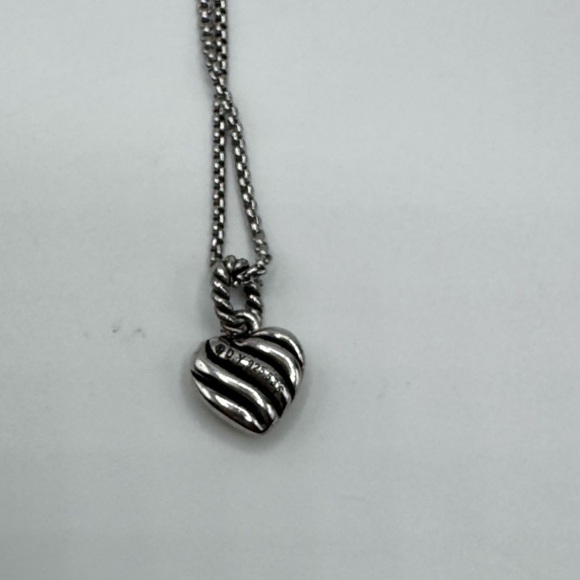 David Yurman Petite Cable Heart - Picture 6 of 9